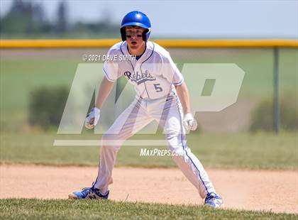 Thumbnail 3 in Gladbrook-Reinbeck vs. H-L-V (Hudson Invitational) photogallery.