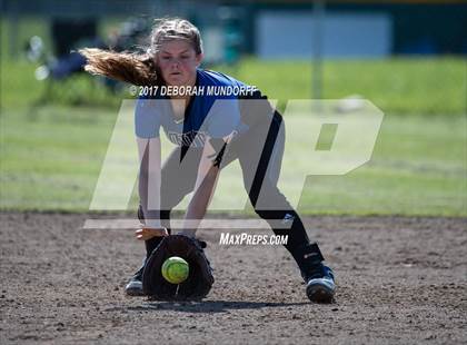 Thumbnail 1 in South Medford @ Sheldon photogallery.