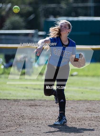 Thumbnail 2 in South Medford @ Sheldon photogallery.