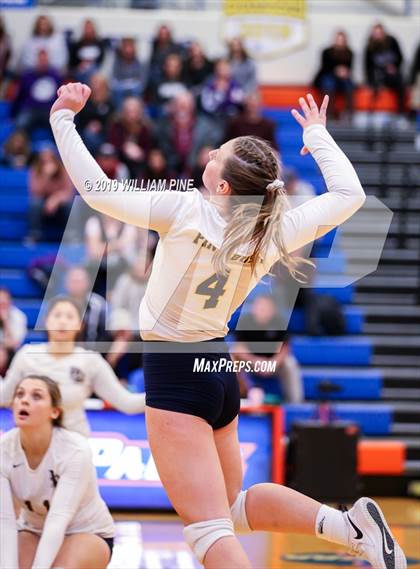 Thumbnail 1 in Pine Bush vs. Monroe-Woodbury (Section 9 Class AA Final) photogallery.