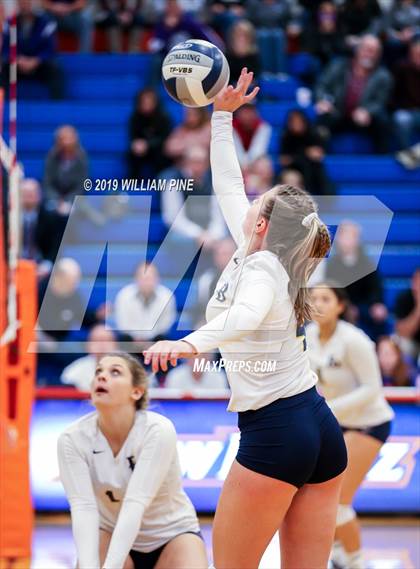 Thumbnail 2 in Pine Bush vs. Monroe-Woodbury (Section 9 Class AA Final) photogallery.