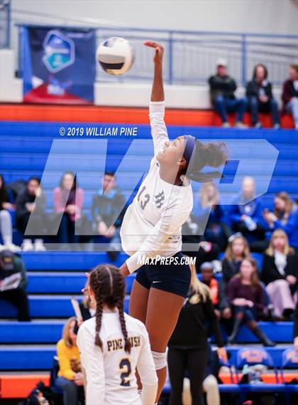 Thumbnail 1 in Pine Bush vs. Monroe-Woodbury (Section 9 Class AA Final) photogallery.