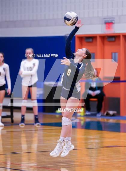 Thumbnail 3 in Pine Bush vs. Monroe-Woodbury (Section 9 Class AA Final) photogallery.