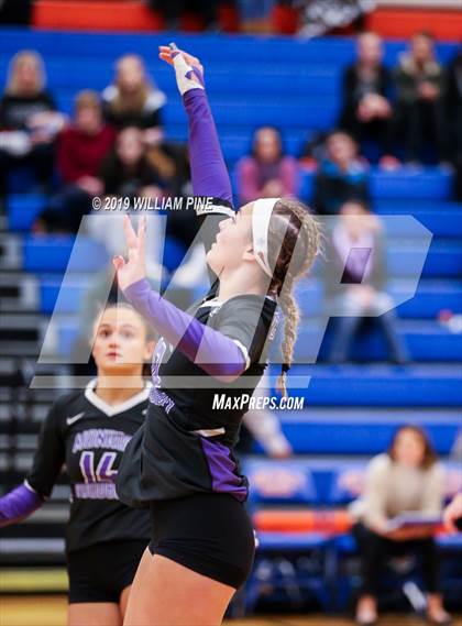 Thumbnail 1 in Pine Bush vs. Monroe-Woodbury (Section 9 Class AA Final) photogallery.