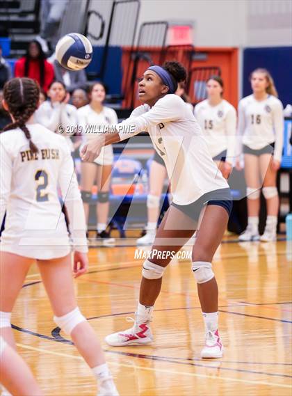 Thumbnail 2 in Pine Bush vs. Monroe-Woodbury (Section 9 Class AA Final) photogallery.