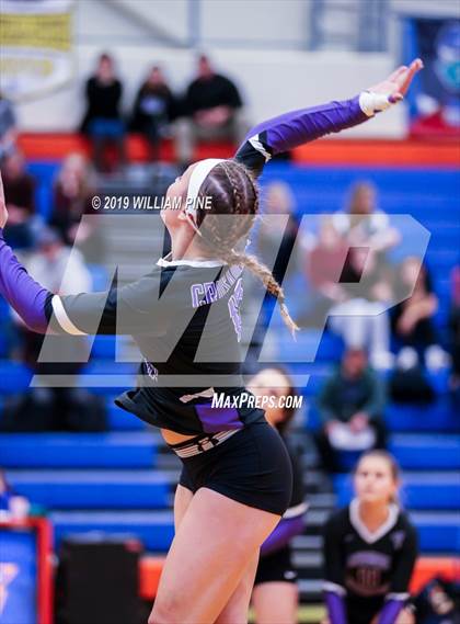 Thumbnail 2 in Pine Bush vs. Monroe-Woodbury (Section 9 Class AA Final) photogallery.
