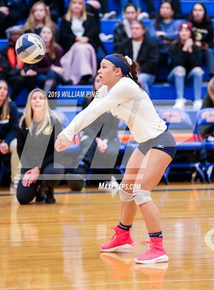 Thumbnail 1 in Pine Bush vs. Monroe-Woodbury (Section 9 Class AA Final) photogallery.