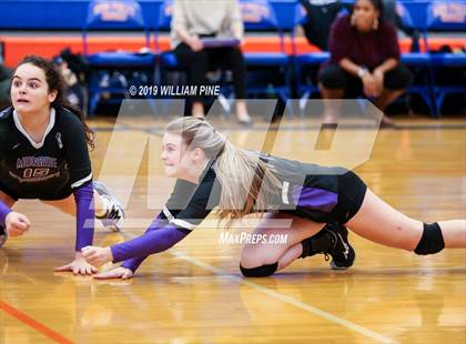 Thumbnail 1 in Pine Bush vs. Monroe-Woodbury (Section 9 Class AA Final) photogallery.