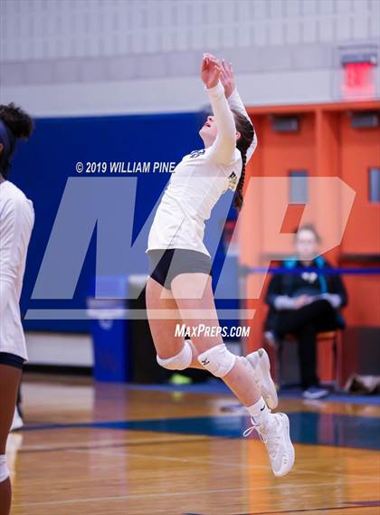 Thumbnail 2 in Pine Bush vs. Monroe-Woodbury (Section 9 Class AA Final) photogallery.