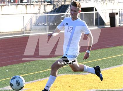Thumbnail 1 in Mount Si vs. Sumner (WIAA 4A 1st Round Playoff) photogallery.