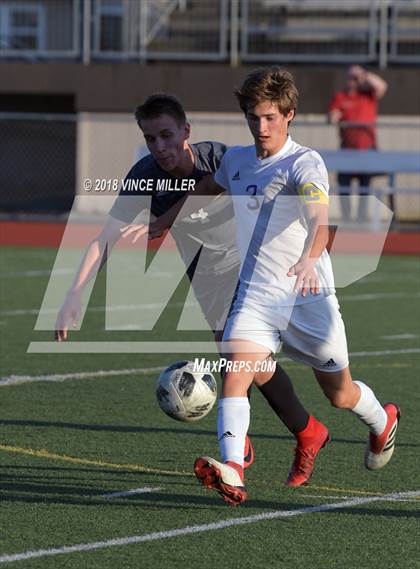 Thumbnail 2 in Mount Si vs. Sumner (WIAA 4A 1st Round Playoff) photogallery.