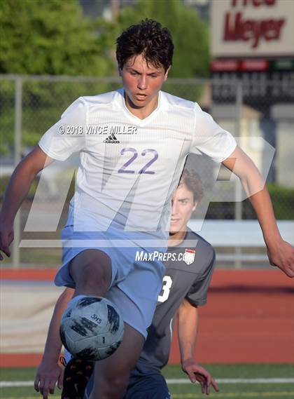 Thumbnail 3 in Mount Si vs. Sumner (WIAA 4A 1st Round Playoff) photogallery.