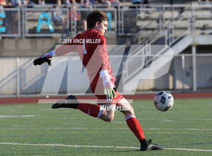 Thumbnail 1 in Mount Si vs. Sumner (WIAA 4A 1st Round Playoff) photogallery.