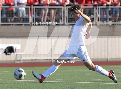 Thumbnail 3 in Mount Si vs. Sumner (WIAA 4A 1st Round Playoff) photogallery.