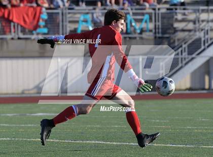 Thumbnail 3 in Mount Si vs. Sumner (WIAA 4A 1st Round Playoff) photogallery.