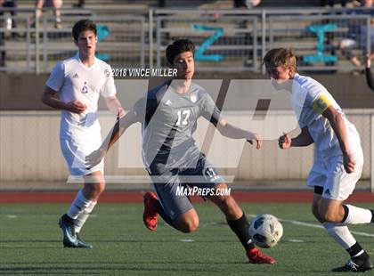Thumbnail 2 in Mount Si vs. Sumner (WIAA 4A 1st Round Playoff) photogallery.