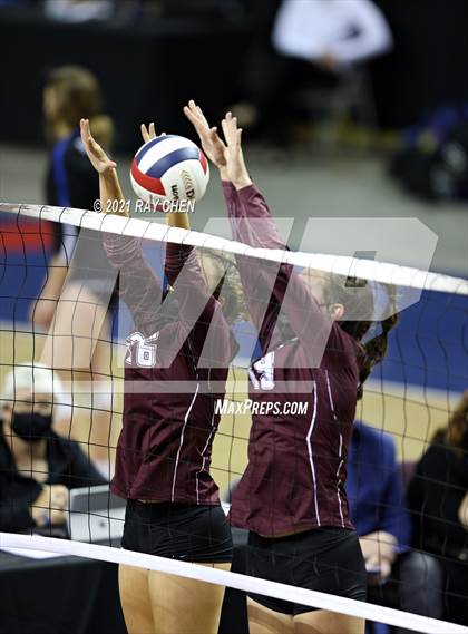 Thumbnail 1 in Fleming vs. Merino (CHSAA 1A Championship) photogallery.