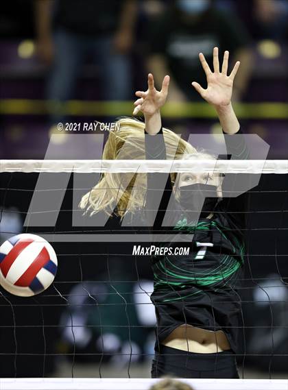 Thumbnail 1 in Fleming vs. Merino (CHSAA 1A Championship) photogallery.