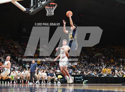 Thumbnail 3 in Air Academy vs. Frederick (CHSAA 5A Final 4) photogallery.
