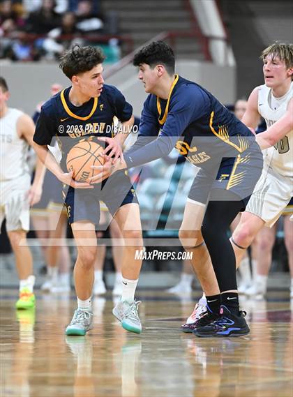 Thumbnail 1 in Air Academy vs. Frederick (CHSAA 5A Final 4) photogallery.