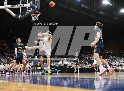 Thumbnail 1 in Air Academy vs. Frederick (CHSAA 5A Final 4) photogallery.