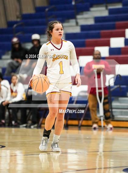Thumbnail 2 in Summit vs Sierra (Dakota Ridge High School) photogallery.