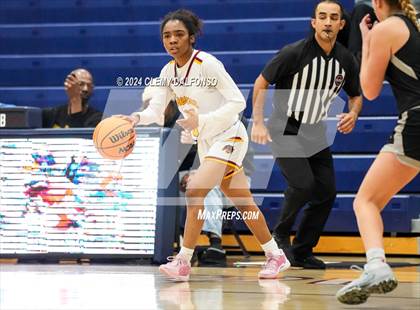 Thumbnail 3 in Summit vs Sierra (Dakota Ridge High School) photogallery.