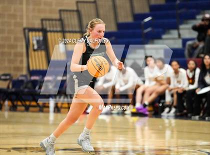 Thumbnail 2 in Summit vs Sierra (Dakota Ridge High School) photogallery.