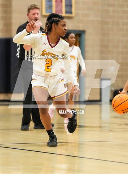 Thumbnail 1 in Summit vs Sierra (Dakota Ridge High School) photogallery.