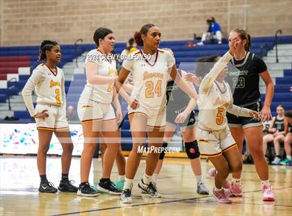 Thumbnail 3 in Summit vs Sierra (Dakota Ridge High School) photogallery.