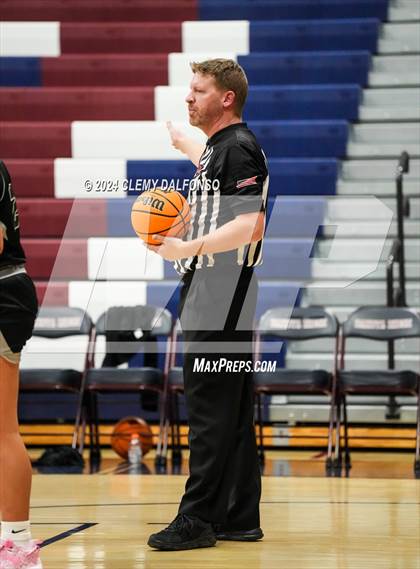 Thumbnail 3 in Summit vs Sierra (Dakota Ridge High School) photogallery.