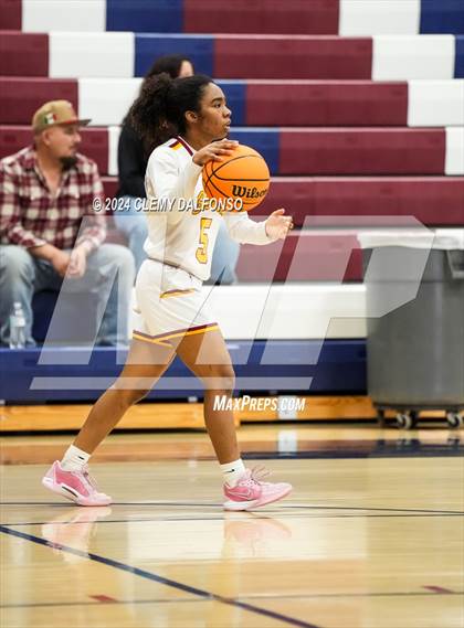 Thumbnail 1 in Summit vs Sierra (Dakota Ridge High School) photogallery.