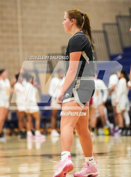 Thumbnail 2 in Summit vs Sierra (Dakota Ridge High School) photogallery.