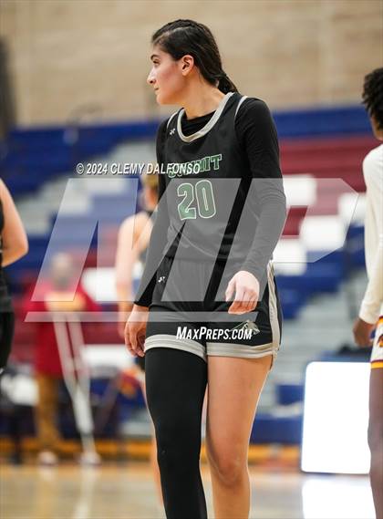Thumbnail 3 in Summit vs Sierra (Dakota Ridge High School) photogallery.