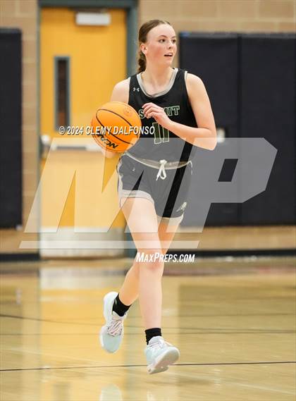 Thumbnail 1 in Summit vs Sierra (Dakota Ridge High School) photogallery.