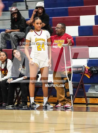 Thumbnail 2 in Summit vs Sierra (Dakota Ridge High School) photogallery.