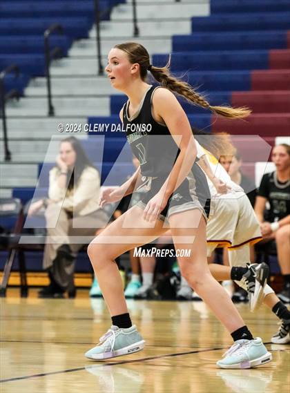Thumbnail 1 in Summit vs Sierra (Dakota Ridge High School) photogallery.