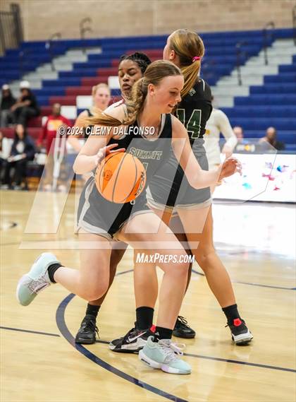 Thumbnail 3 in Summit vs Sierra (Dakota Ridge High School) photogallery.