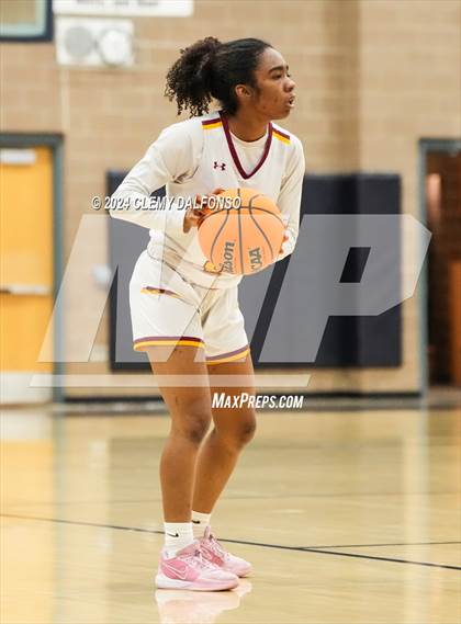 Thumbnail 2 in Summit vs Sierra (Dakota Ridge High School) photogallery.