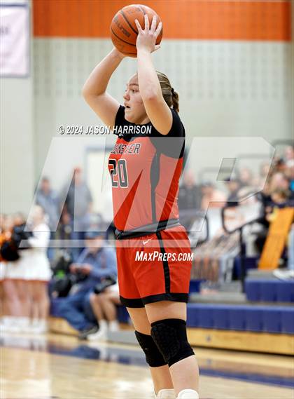 Thumbnail 1 in Muenster vs Nocona (UIL Basketball 2A Regional Semifinal) photogallery.