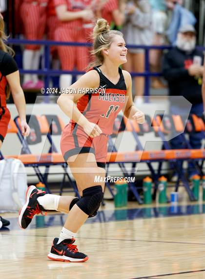 Thumbnail 2 in Muenster vs Nocona (UIL Basketball 2A Regional Semifinal) photogallery.