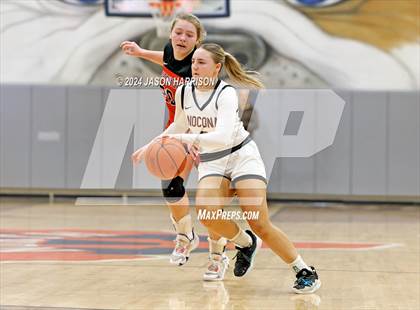 Thumbnail 3 in Muenster vs Nocona (UIL Basketball 2A Regional Semifinal) photogallery.