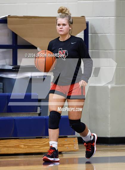 Thumbnail 1 in Muenster vs Nocona (UIL Basketball 2A Regional Semifinal) photogallery.