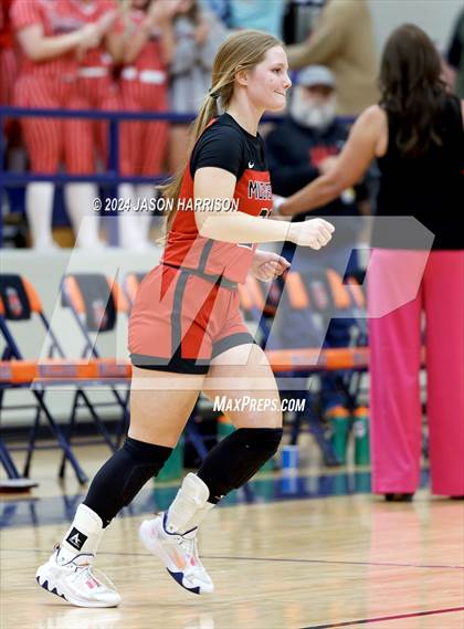 Thumbnail 3 in Muenster vs Nocona (UIL Basketball 2A Regional Semifinal) photogallery.