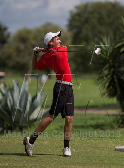 Thumbnail 3 in Brownsville Invitational photogallery.