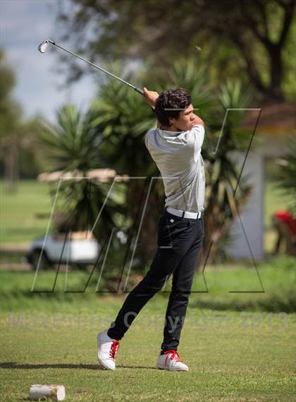 Thumbnail 2 in Brownsville Invitational photogallery.