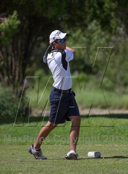Thumbnail 2 in Brownsville Invitational photogallery.