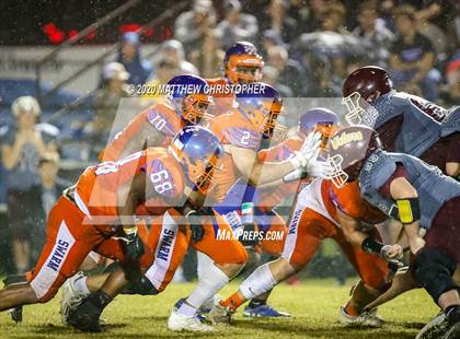 Thumbnail 2 in Vernon vs. Baker (FHSAA 1A Regional Semifinal) photogallery.