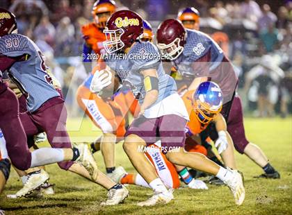 Thumbnail 1 in Vernon vs. Baker (FHSAA 1A Regional Semifinal) photogallery.