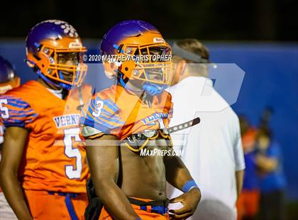 Thumbnail 1 in Vernon vs. Baker (FHSAA 1A Regional Semifinal) photogallery.